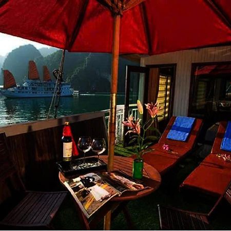 Отель Royal Cruise Halong Bay Халонг Экстерьер фото