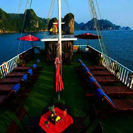 Отель Royal Cruise Halong Bay Халонг Экстерьер фото