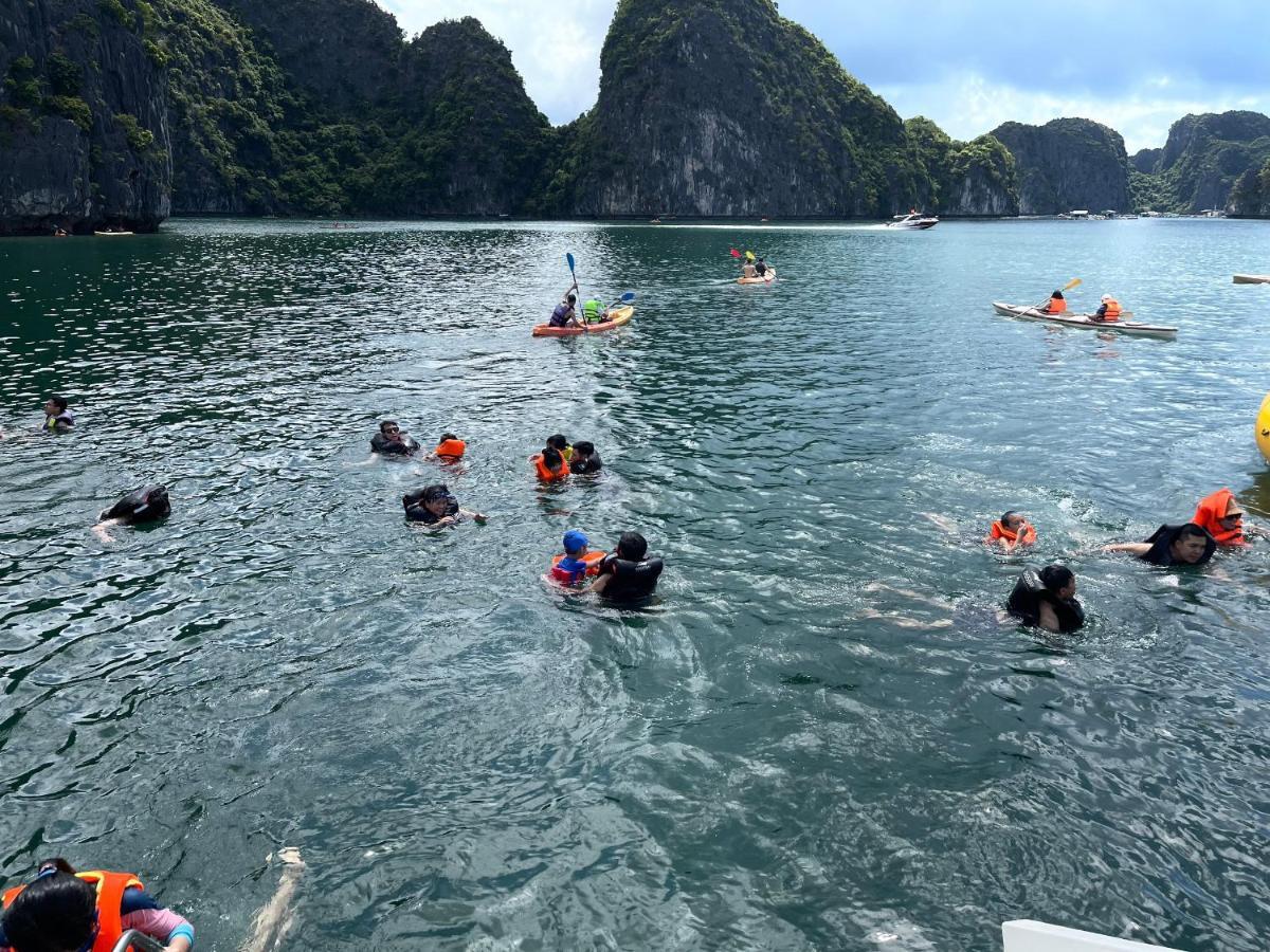 Отель Royal Cruise Halong Bay Халонг Экстерьер фото